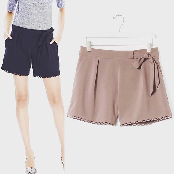 Banana Republic Pants - Banana Republic Scallop Dress Shorts - 2